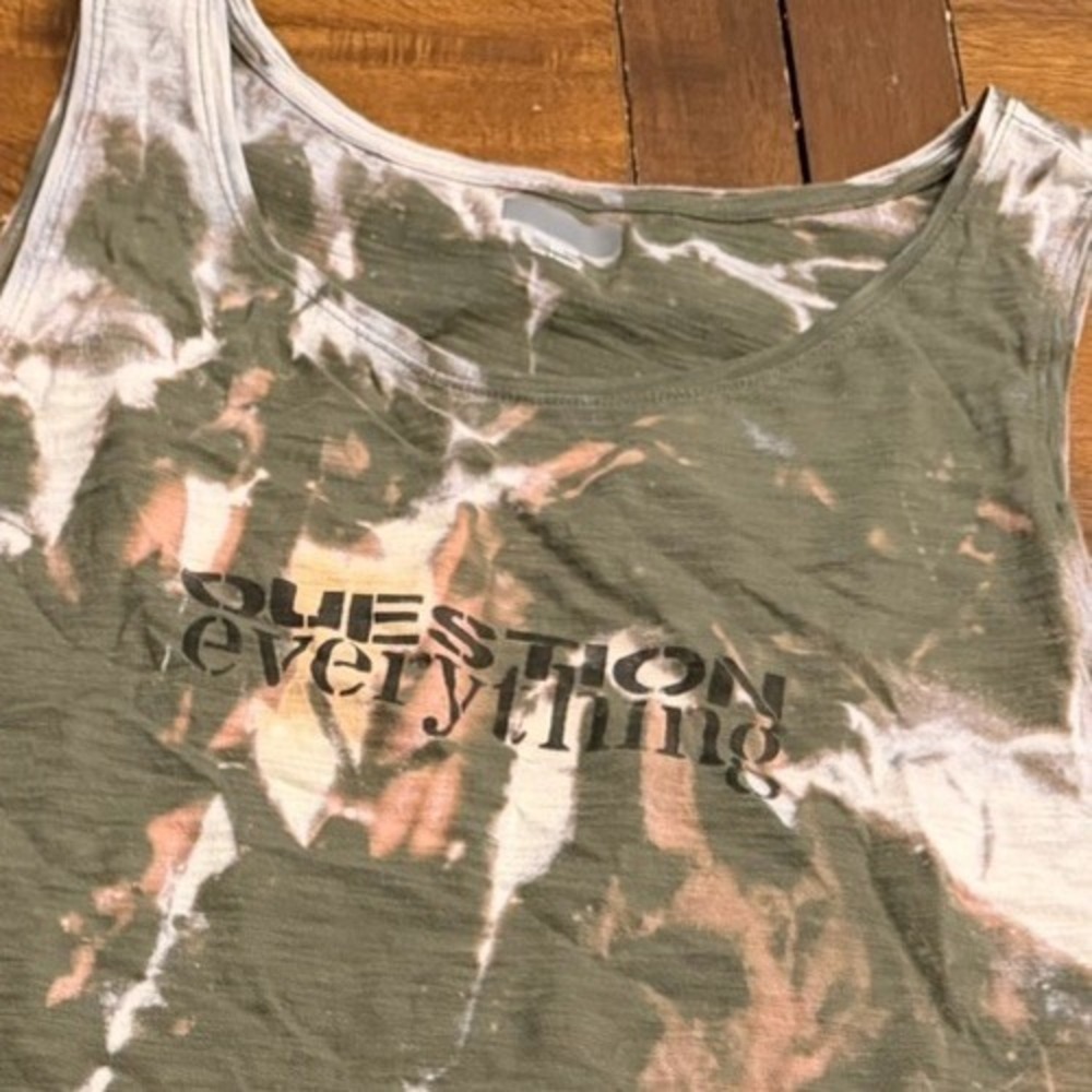 EUC Old Navy Everywear Green & White Tie Dye Tank Top Question Size XXL